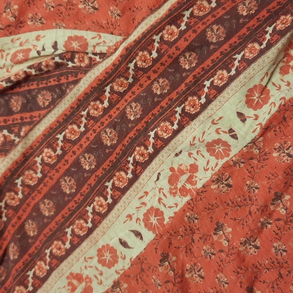 Lucky Brand Wrap Boho Top - Picture 11 of 13